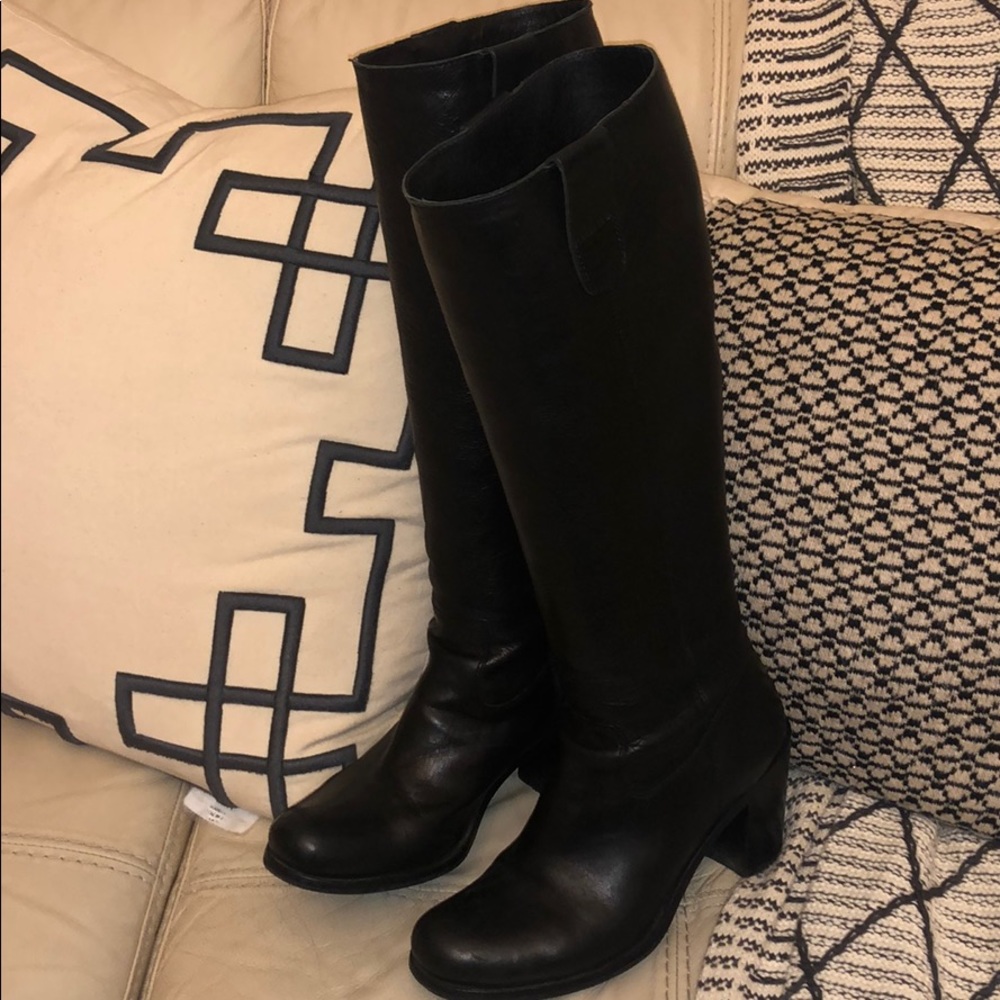 Vero Couio knee high boots